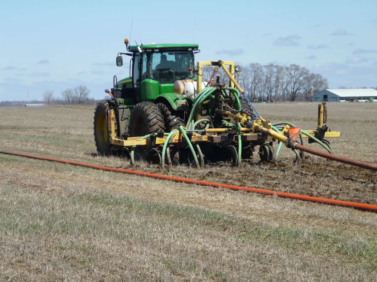 Manure application on a field